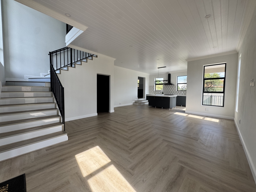 4 Bedroom Property for Sale in Wilkoppies North West